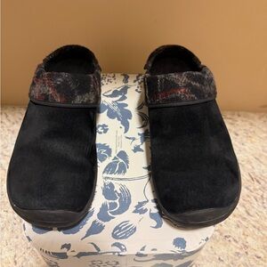 Merrell Black and Multicolor Slip-On Loafers